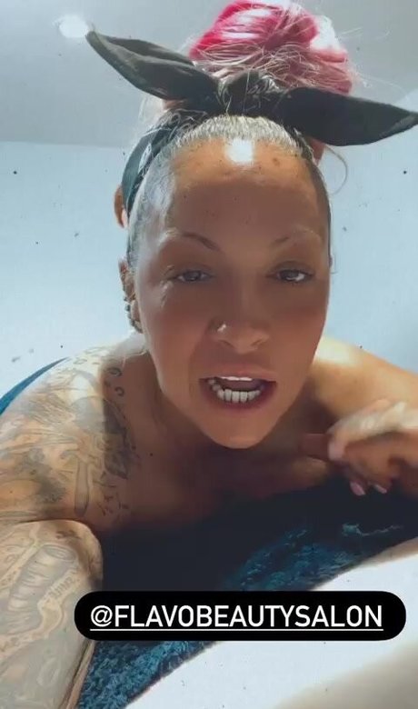 Jodie Marsh pornstar sexy photos