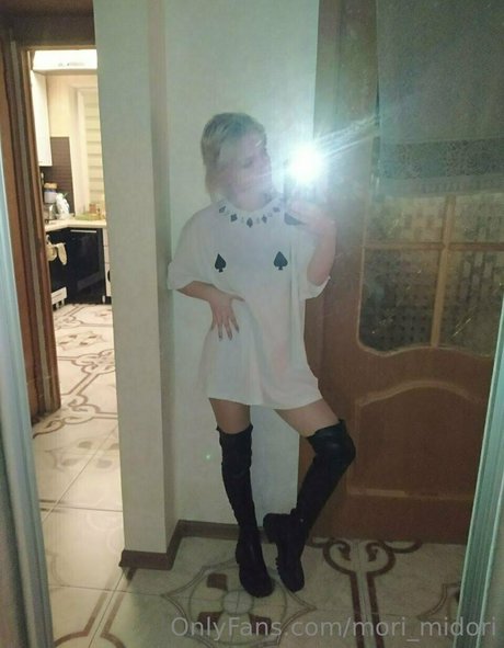 mori midori model pretty picture