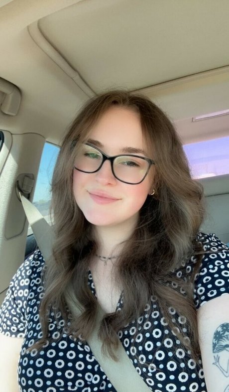 lexecuteurself model hot picture