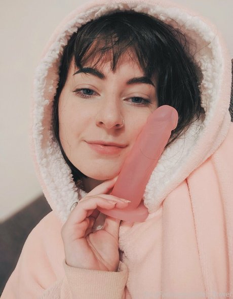 brunette wife onlyfans naked pics