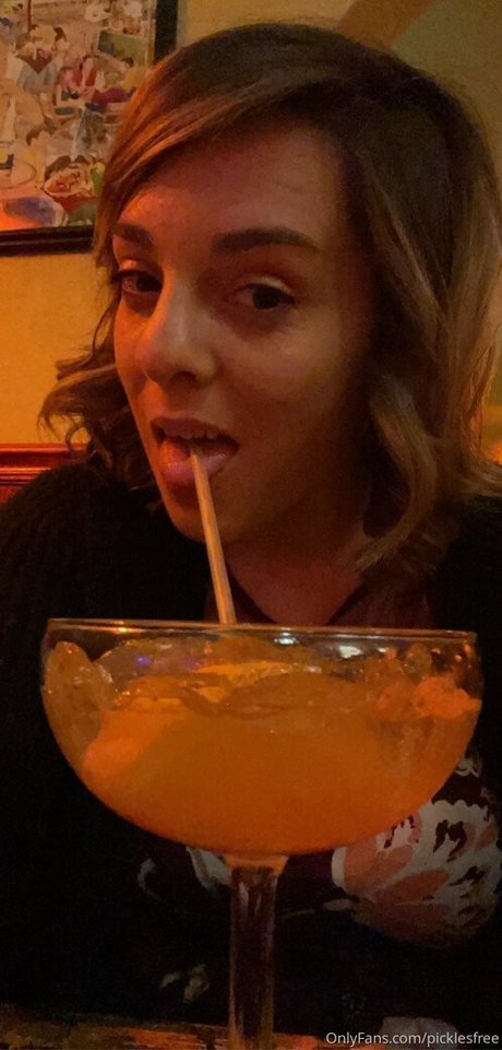 picklesfree nude pornstar image