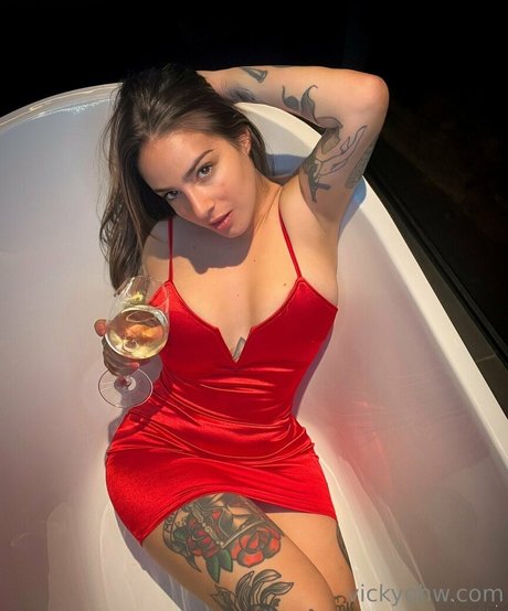 vickyohw free adult star images