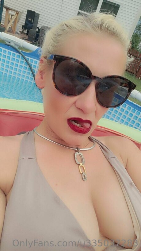 Marilynox23 pornographic star galleries