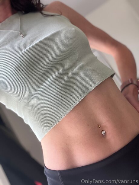 Vanruns adult model pics