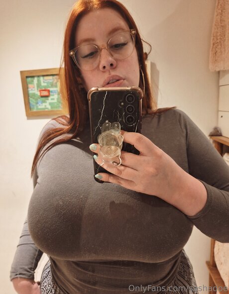 Sashadoe sexy pornstar gallery