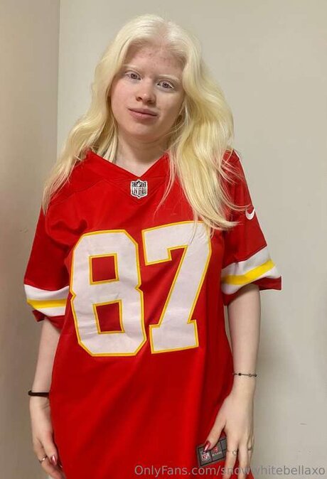 Snowwhitebellaxo sexy pornstar archive