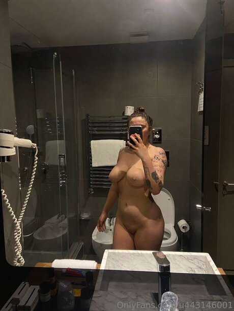 U443146001 hd star gallery