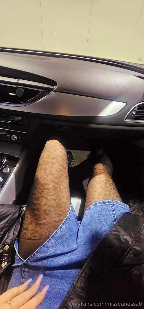 Missvanessa0 pornstar perfect img