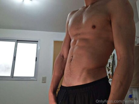 Hernxxx nice model image