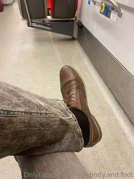 Enjoy Body And Foot pornstar free gallery