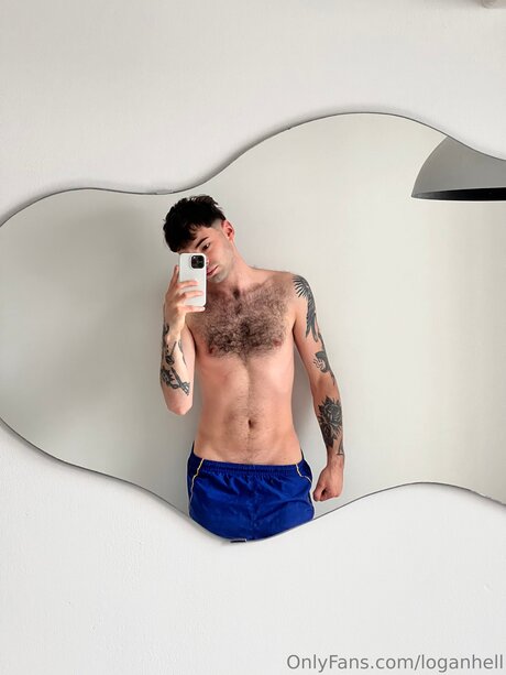 Loganhell model hot image