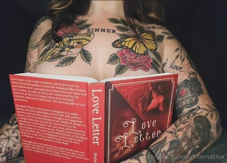 Yall Ternative naked actress pics