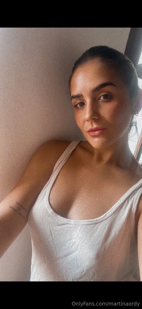 Martinaordy pornstar nude picture
