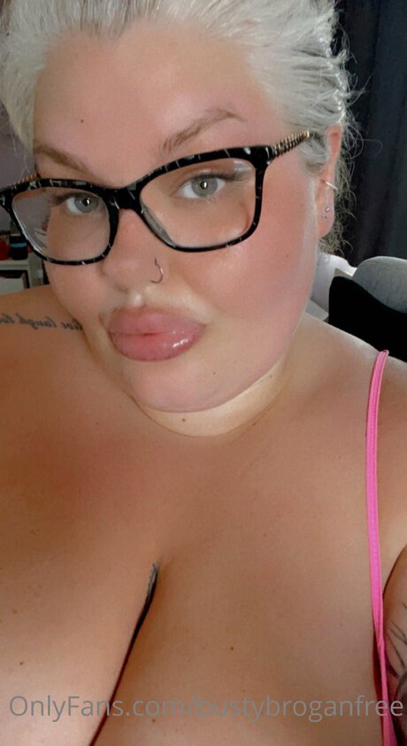 Bustybroganfree star naked pics