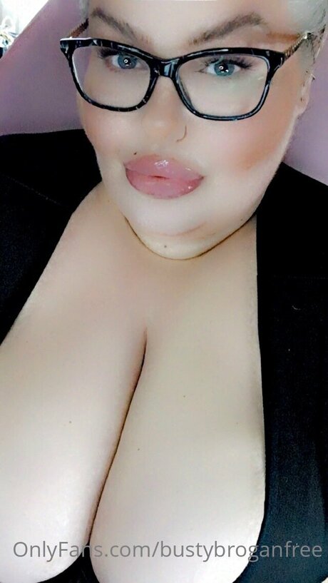 Bustybroganfree sex pornstar pics