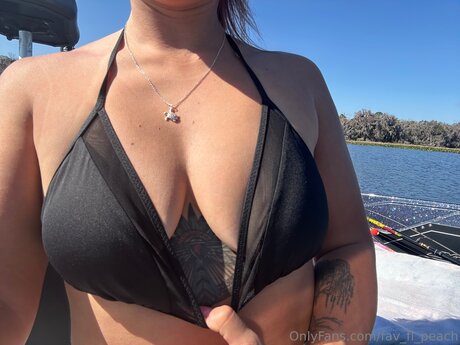 Fav Fl Peach model adult archive