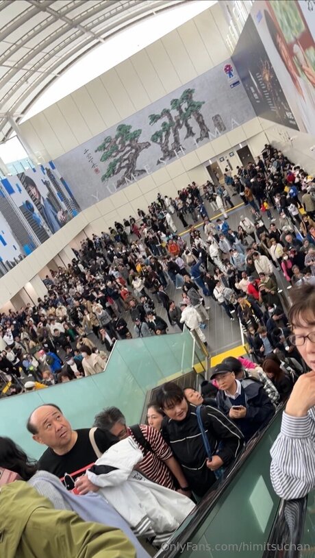 Himitsuchan free model image