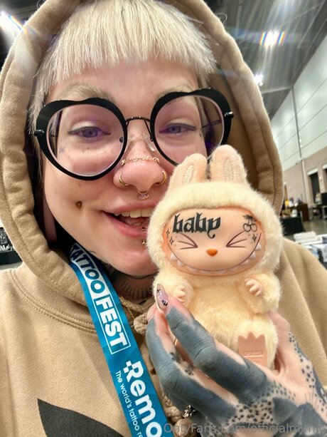 Officialmimic star exclusive gallery