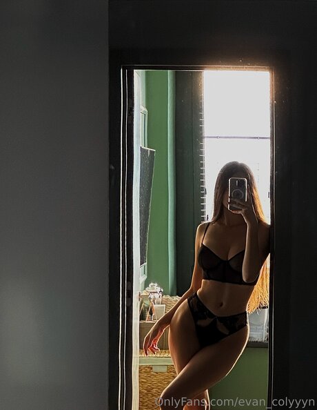 Evan Colyyyn model nudes photos