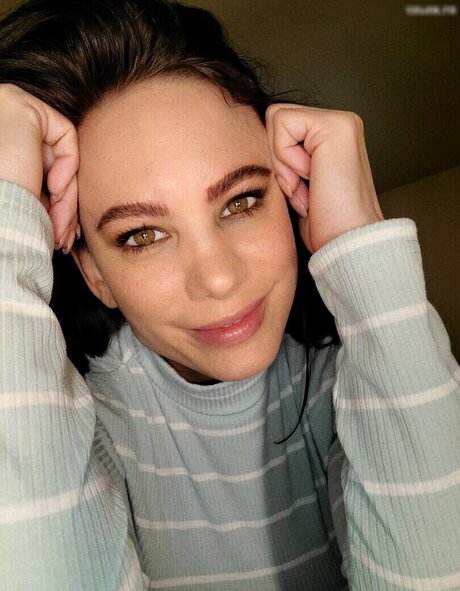 Brittany Elizabeth Welsh free pornstar pics