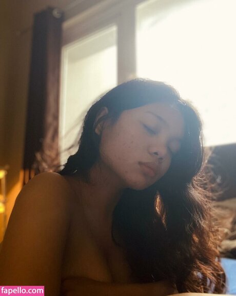 _arimae__ naked model images