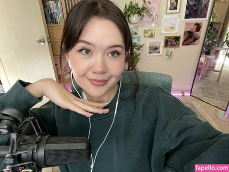 Alana Misako hot star photos