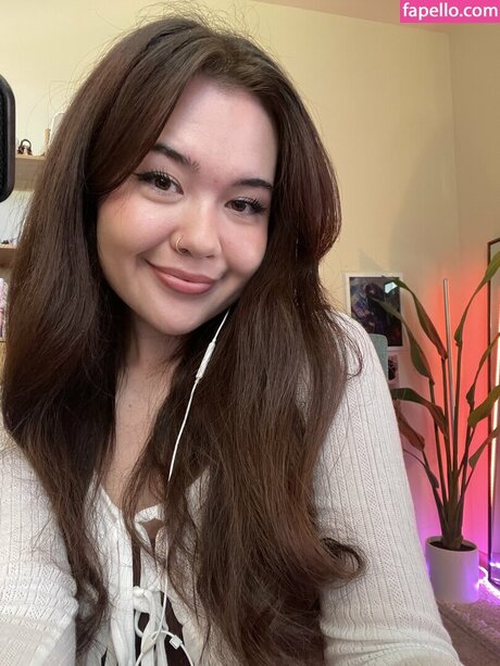 Alana Misako perfect model photos