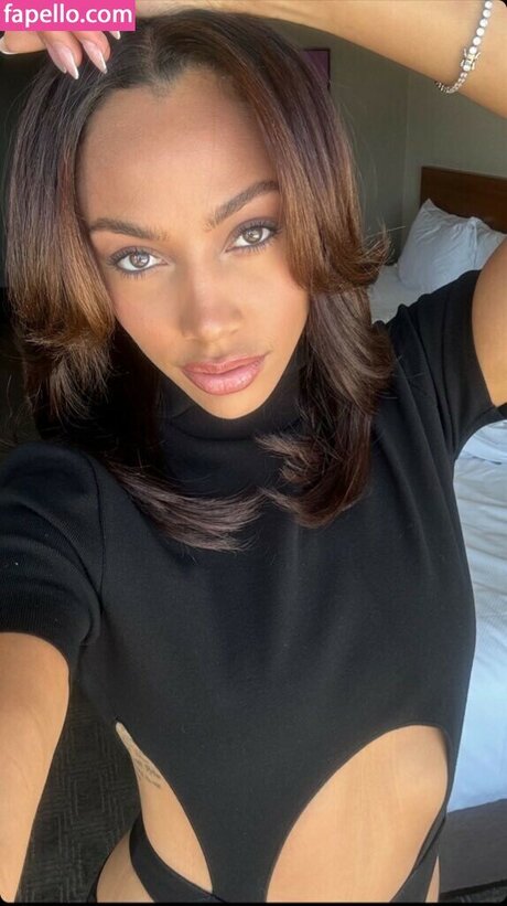 chubby small tits onlyfans free porn picture