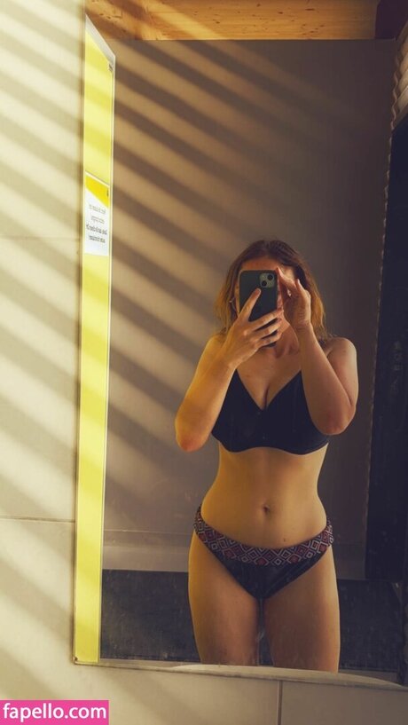 skinny milf onlyfans free galleries