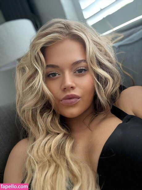 broke4blake erotic pornstar img