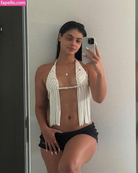 Menina Veneno xxx pornstar images