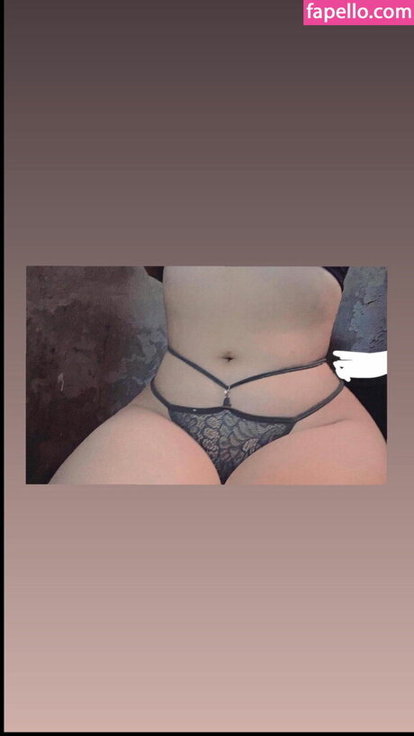 PuccaXoXo star sexy images