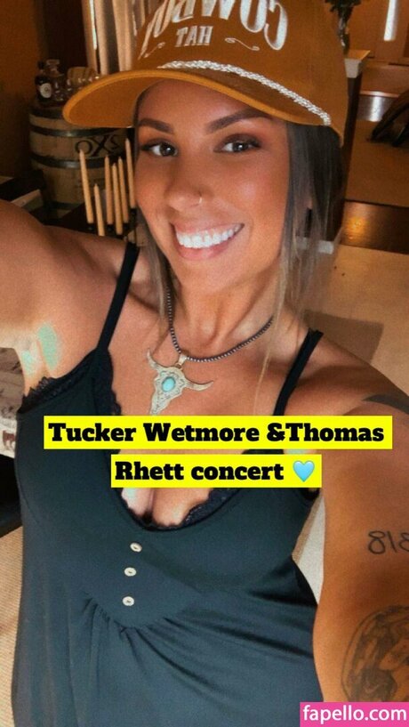 Kymuffin10 nude model pic