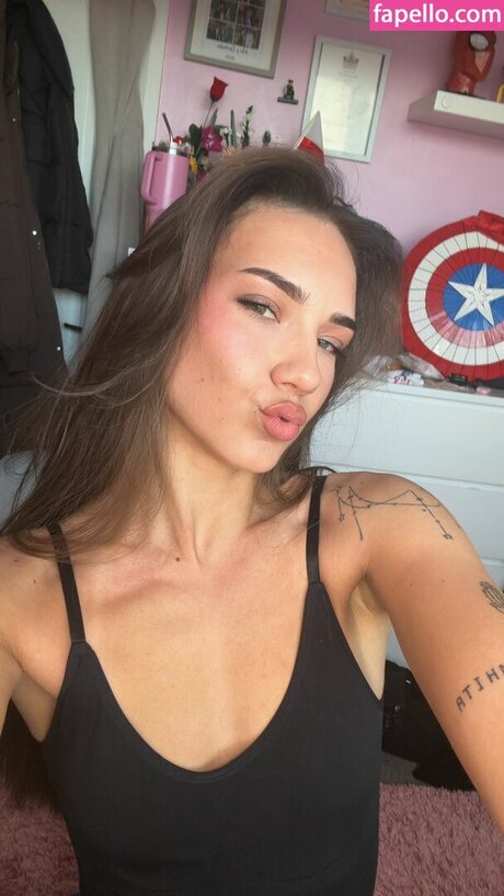 mkdobo pornstar beautiful photos