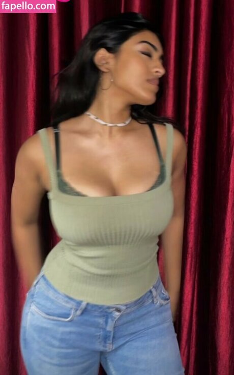 kritiii444 nice actress picture