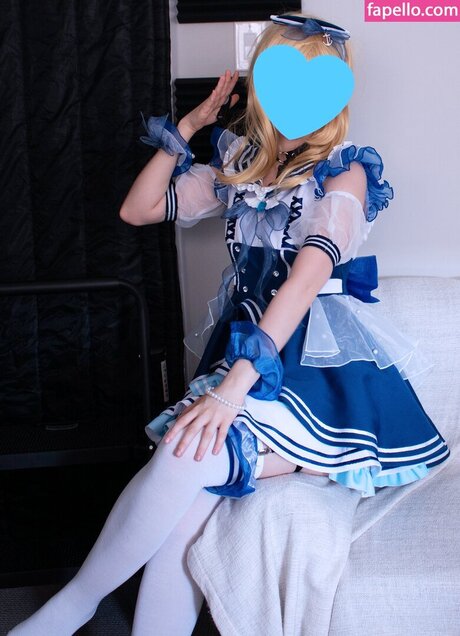 lunese me art model pic