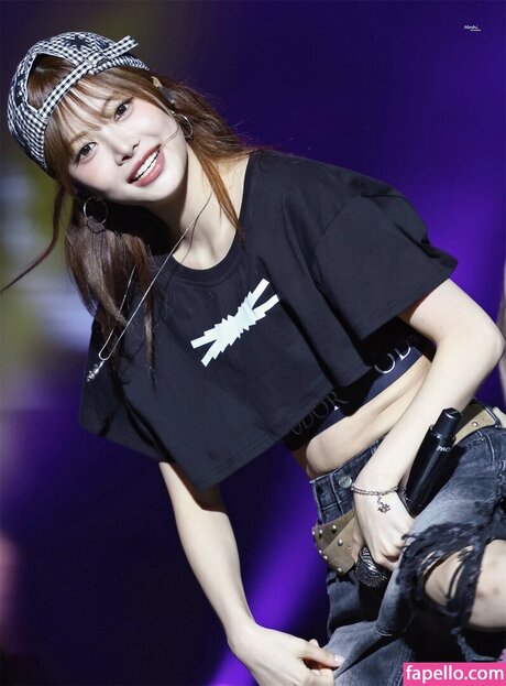 Hong Eunchae_ model exclusive img