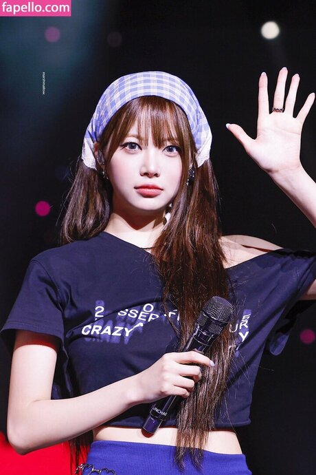 Hong Eunchae_ naked star archive