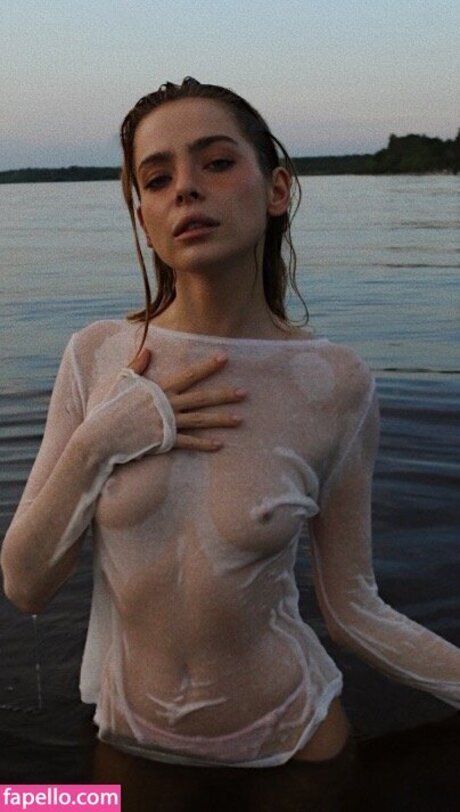 Xenaex xxx model image