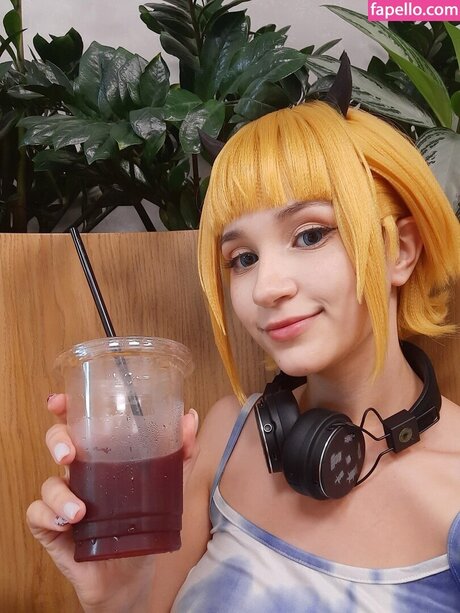 Cheremsha xxx pornstar gallery