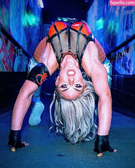 solo feet onlyfans pretty pic