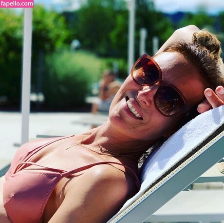 Roberta Bieling model top pics