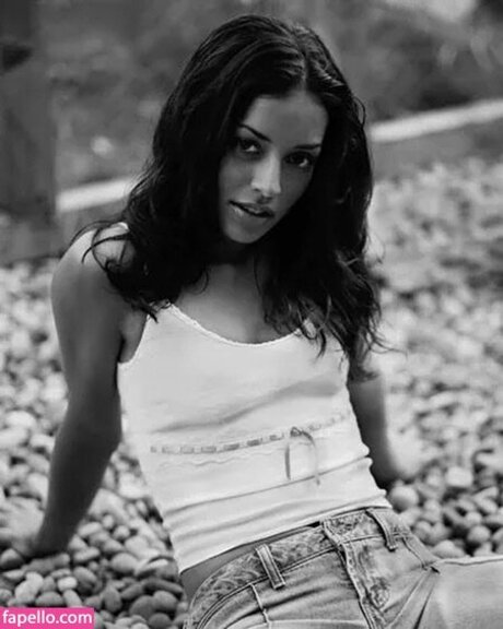 Emmanuelle Vaugier free star image