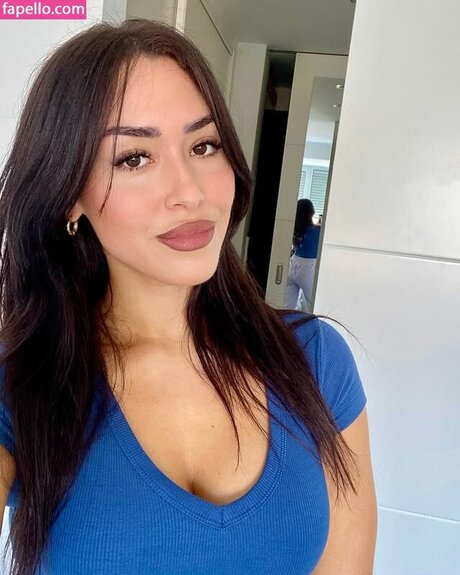 Maricel Freire Hotwife model top picture