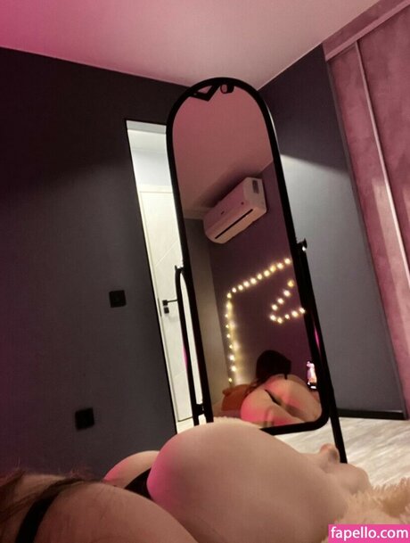 lesbian ass onlyfans nude gallery