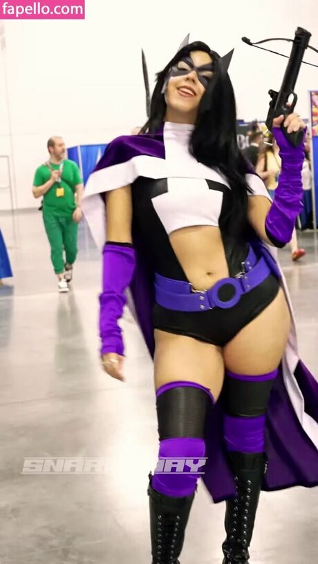 Snarky Jay Cosplay porn model pic