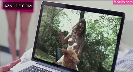 Grace Van Patten beautiful star pic