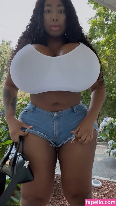 Fatima Belizaire erotic model photos