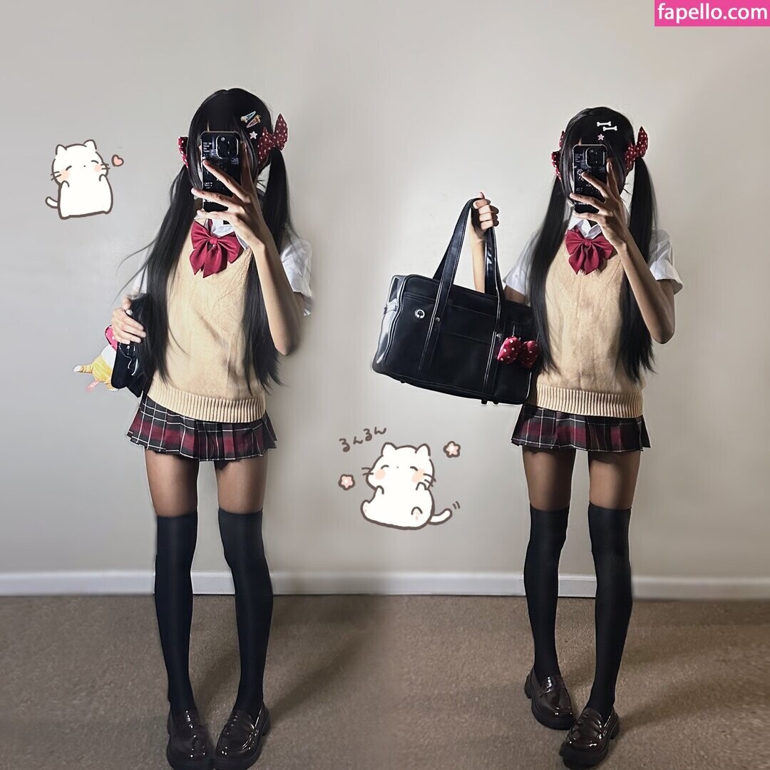 ShesnothingSpecial model sex archive