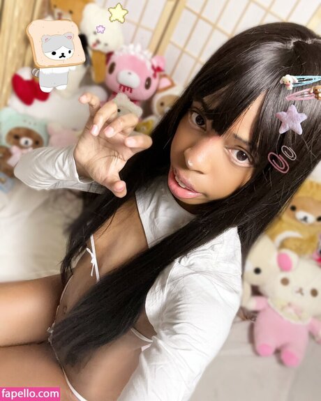 ShesnothingSpecial model porn photos